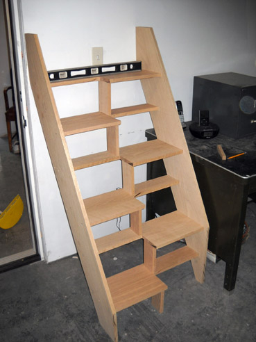 Oak Staircase with Alternating Tread