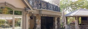 Looking To Decorate The 2nd Floor Porch Of Your Home? – Get A Modern Fabricated Railing