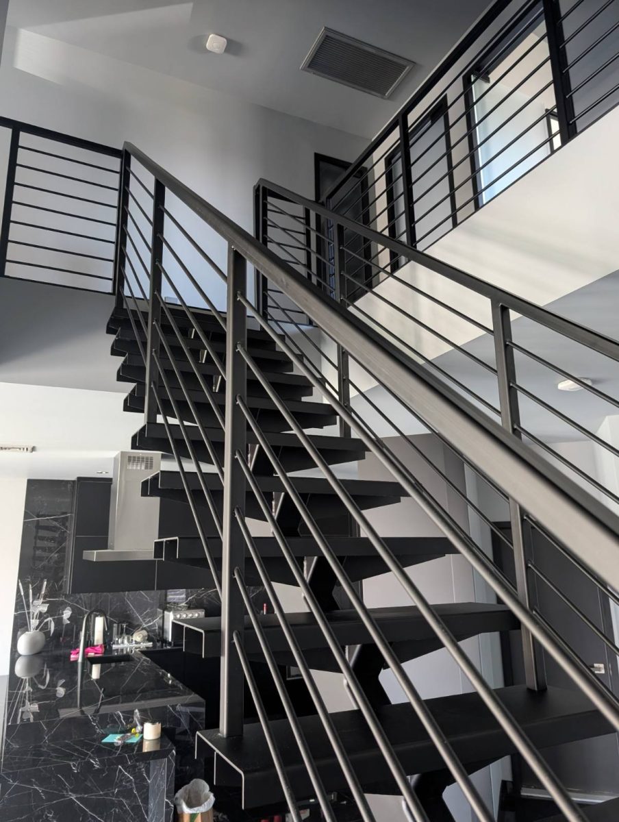 single stringer staircase