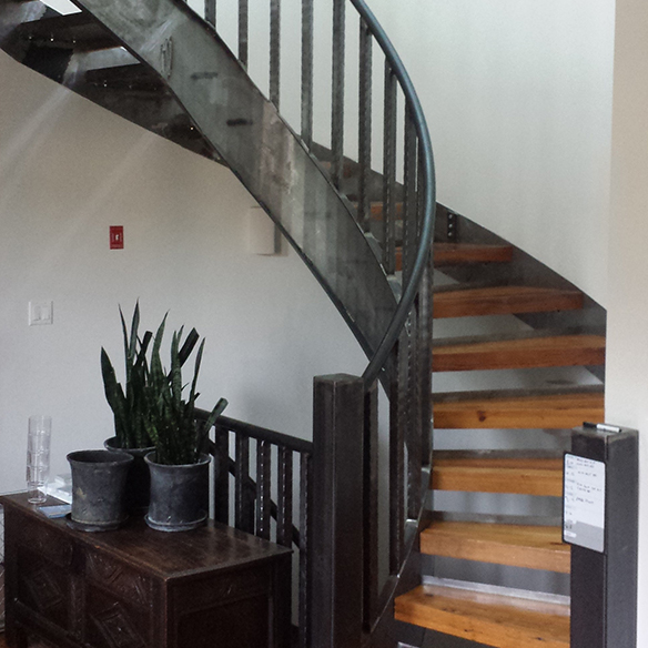 Side Stringer Curved Staircase