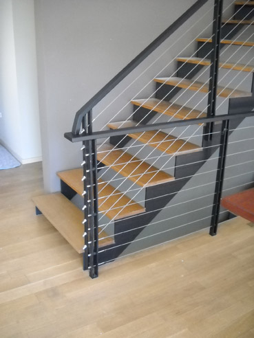 Sawtooth Stringer Stairs with Cable Rails