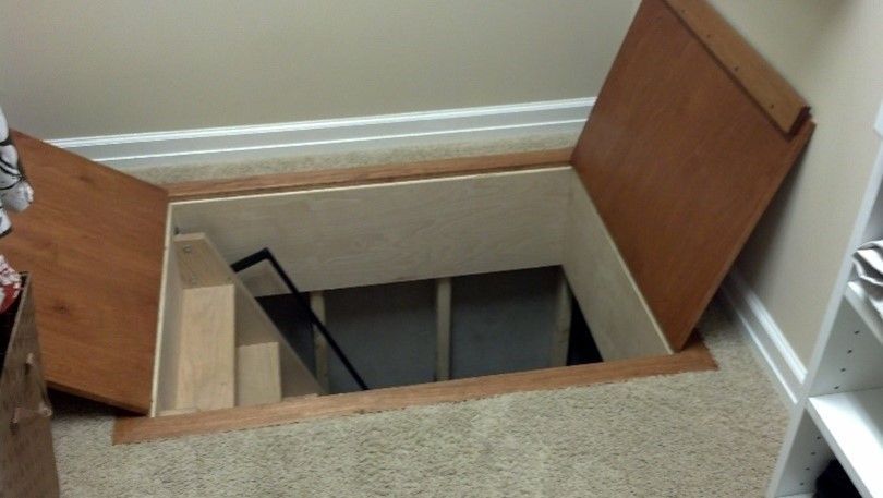 Floor Hatch 